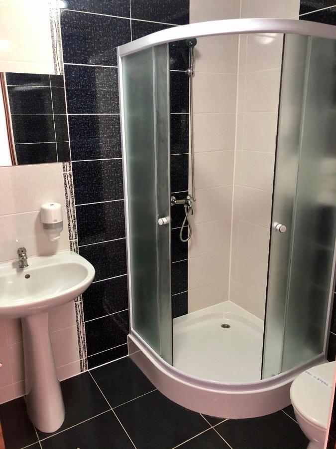 Aranykakas Etterem Es Panzio Bed & Breakfast Sindominic Luaran gambar